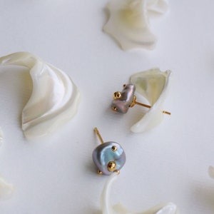 18k Gold Plated Freshwater Gray Pearl Studs Earrings, 18k Vermeil Sterling Silver Baroque pearls