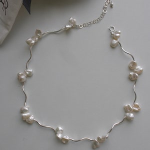 Sterling Silber Barockperle Choker: Gewellte Schlauchkette