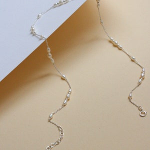 Tiny pearl silver choker, dainty minimalist necklace, delicate rice pearl choker, birthday gift, simple bridal necklace, wedding necklace