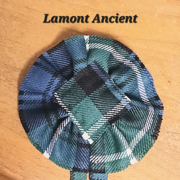 Lamont Ancient Tartan, Scottish Blossom, Wool Tartan Rosette to display pin, broach or family clan badge.