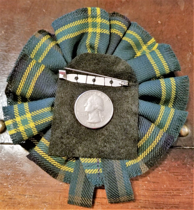 MacIntyre Hunting Modern Tartan Wool Tartan Rosette to display pin broach or family clan badge. Scottish Blossom