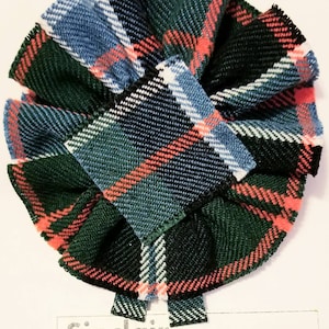 Sinclair Hunting Ancient Tartan, Scottish Blossom, Wool Tartan Rosette to display pin, broach or family clan badge.