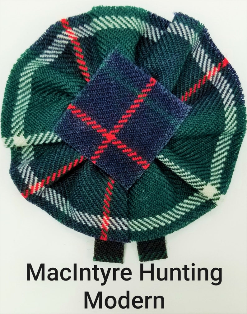 MacIntyre Hunting Modern Tartan Wool Tartan Rosette to display pin broach or family clan badge. Scottish Blossom