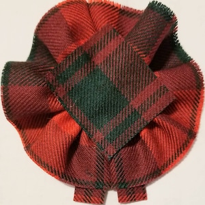 MacNab Modern Tartan as Scottish Blossom, Wool Tartan Rosette to display pin, broach or family clan badge.