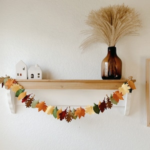 Fall Garland, Autumn Garland, Autumn  Leaf, Fall Leaf, Wool Felt Leaves, Fall Decor, Thanksgiving Garland, Autumn Bunting, Halloween