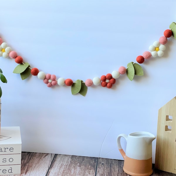 Gänseblümchen-Girlande, Filzkugel-Girlande, Frühlings-Girlande, Boho-Girlande, Kinderzimmer-Girlande, Kinderzimmerdeko, Muttertagsgirlande