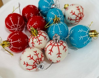 Felt Snowflake Christmas Ornament (Set  of 6), Red White Blue, Embroidered Ornaments, Christmas Tree Decoration