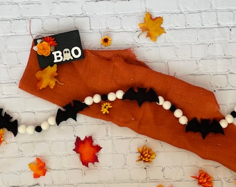 Guirnalda de bolas de fieltro para Halloween con murciélagos de fieltro, guirnalda de murciélagos, decoración de Halloween, decoración de otoño, guirnalda de bolas de fieltro, decoración de repisa de Halloween