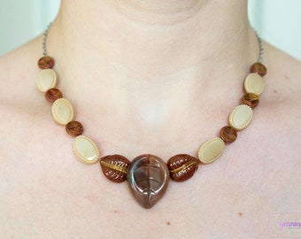 Beige and brown button necklace "Coffee beans", vintage buttons, glass buttons, handamade jewelry, unique jewelry