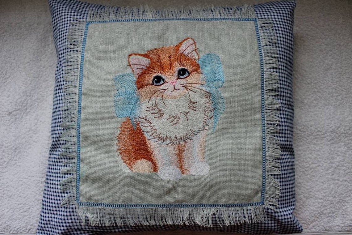 Cute Cat Machine Embroidery Design Blue Ribbon Kitten 3 Sizes to ...