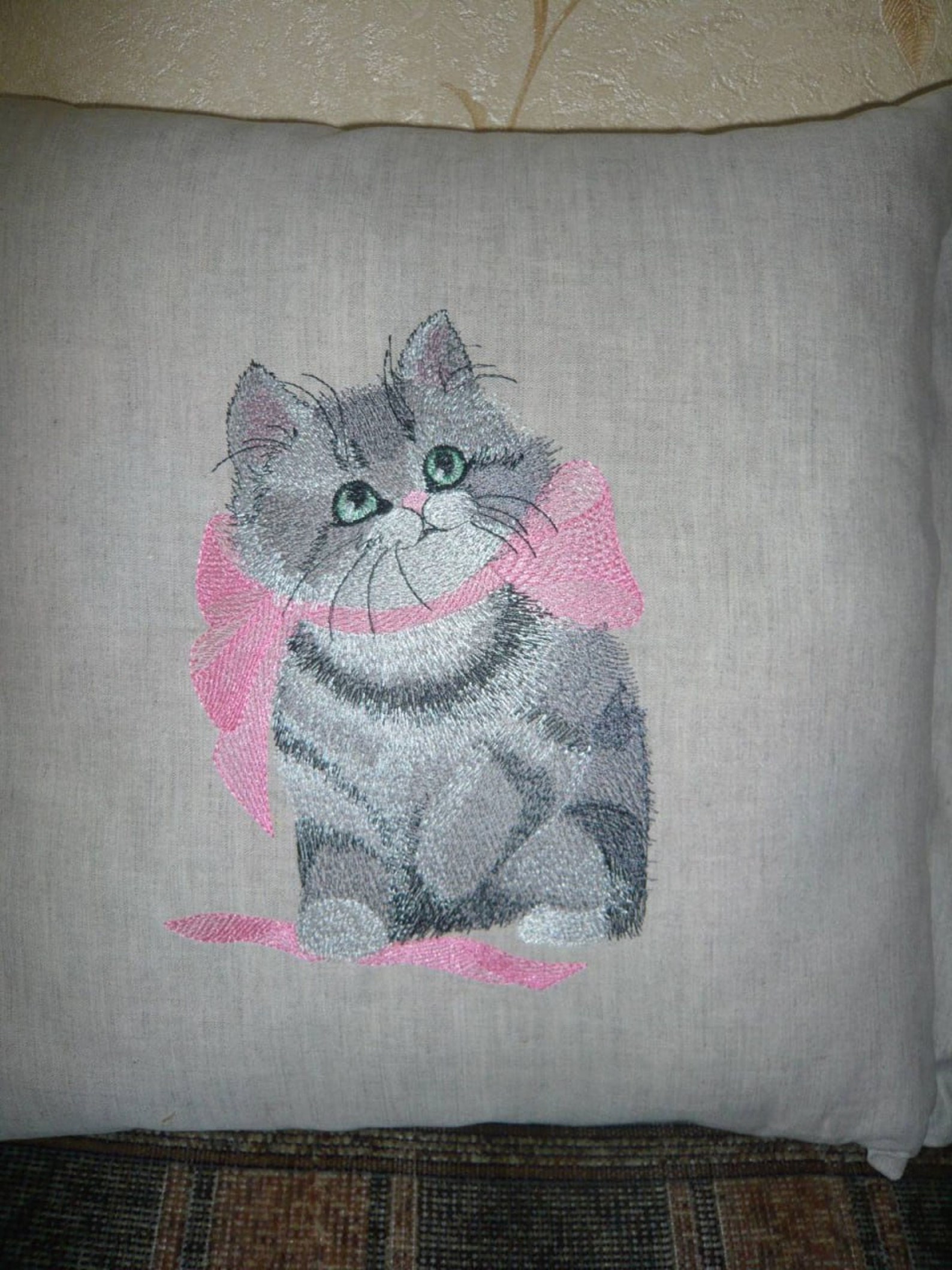 Cute Cat Machine Embroidery Design Pink Ribbon Kitten 3 Sizes to ...