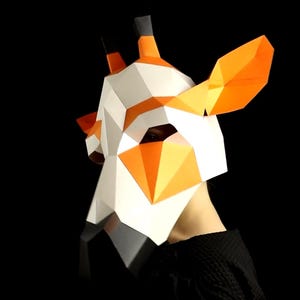 Maschera giraffa fai da te, maschera low poly, maschera di carta artigianale, modello PDF maschera 3D, maschera 3D, poligono, geometrico, costume giraffa, modello, download