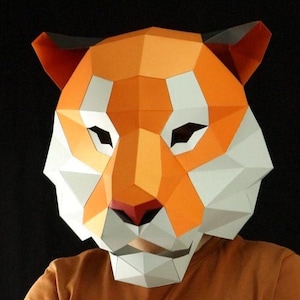 Maschera di tigre Maschera 3D Low Poly, Maschera di carta fai da te Maschera di tigre, Modello PDF Maschera poligonale, Costume per bambini, Re tigre, Arte della carta,