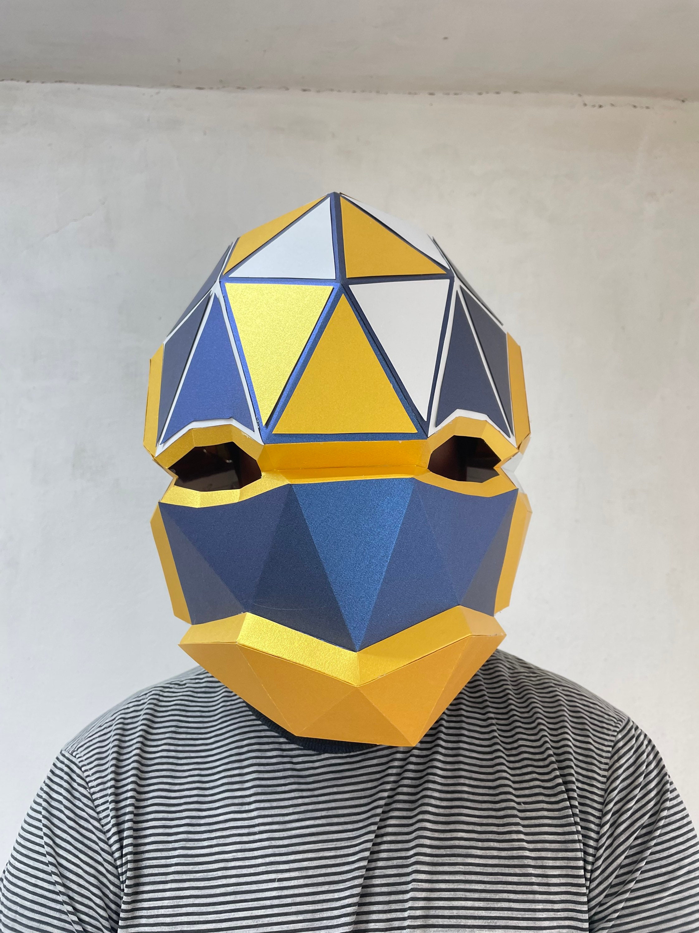 Alien Helmet Papercraft: DIY Cosplay Costume (PDF Template) - Etsy