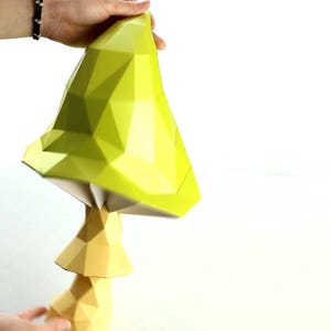 Pilz Fabelhafte Skulptur, DIY Dekor, Papierbasteln Geschenk, Low Poly Modell, PDF A4 Vorlage DXF und SVG Dateien