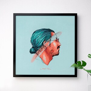 K&ouml;nnte beinhalten: Eine gerahmte Illustration einer Person mit blauen Haaren und einem rot-orangenen Gesicht. Die Person tr&auml;gt eine Brille und blickt nach rechts. Der Text "LOME PAL" ist unten in der Abbildung in Rot geschrieben.