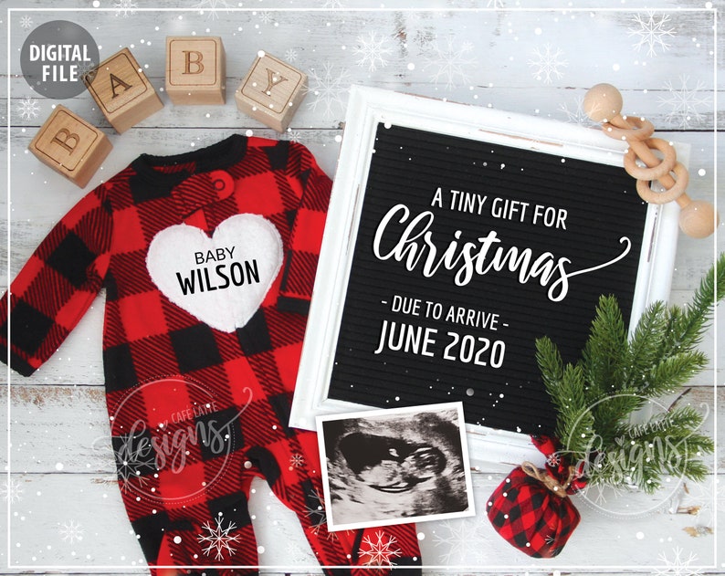 WINTER Pregnancy Announcement, Digital Baby Announcement December January February, Personalized Social Media Baby Reveal Christmas, Plaid Tiny Gift for Xmas