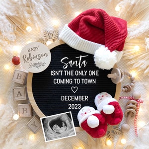 Christmas pregnancy announcement digital reveal for social media, Christmas baby announcement digital image with Santa hat and Santa baby booties, Santa isnt the only one coming to town, gender neutral boho pampas circle letter board