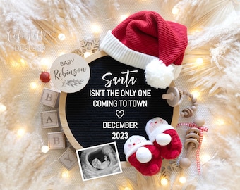 Kerst zwangerschap aankondiging digitaal voor sociale media, Kerstmis Boho Baby, Santa Coming To Town Bewerkbare sjabloon Letter Board DIY