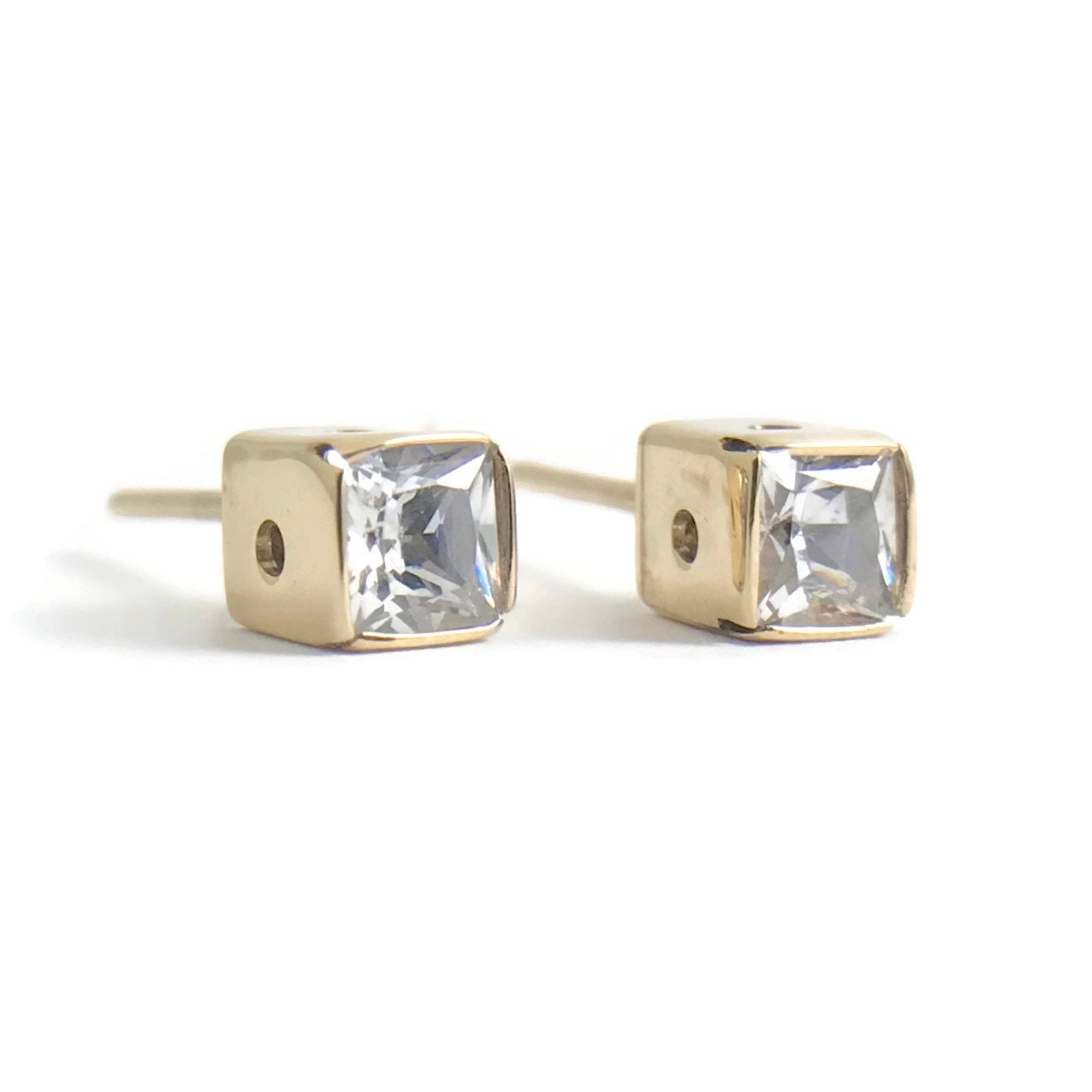 Vintage Princess Cut CZ Cubic Zirconia Stud Earrings 14K Yellow Gold 2.33 Grams Etsy Australia