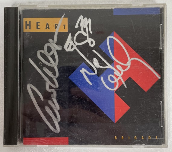 Nancy Wilson & Ann Wilson signed Heart Dreamboat Annie album proof COA autographed Vinyl Record Nancy Wilson & Ann Wilson signed Heart Dreamboat Annie album proof COA autographed Vinyl Record