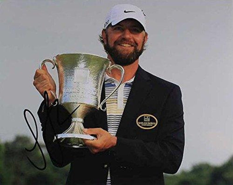 Lucas Glover Signed Autographed Glossy 8x10 Photo COA Matching Holograms