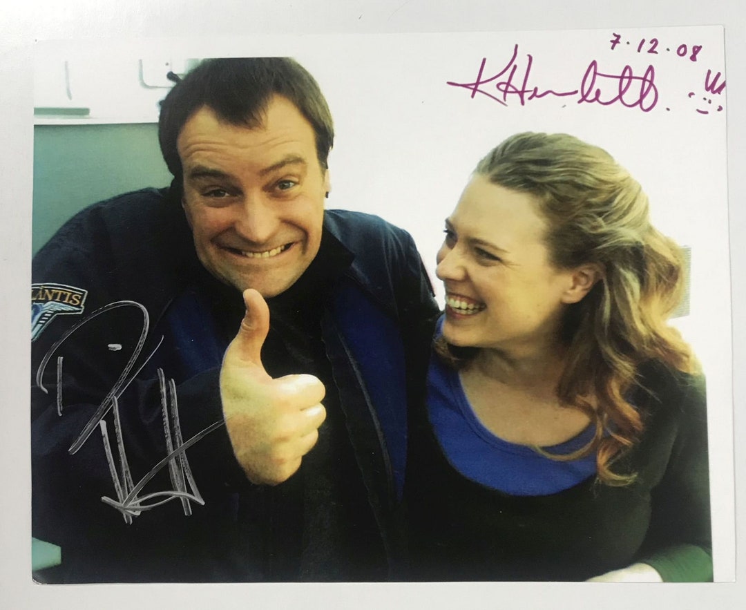Are David Hewlett And Kate Hewlett Related?