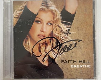 Faith Hill signierte handsignierte Musik-CD ""Breathe"" mit COA und passenden Hologrammen."