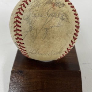 1977 Philadelphia Phillies Multi Signed Autographed Official National League (ONL) Baseball - Carlton, McGraw, Luzinski, Boone, Bowa, More