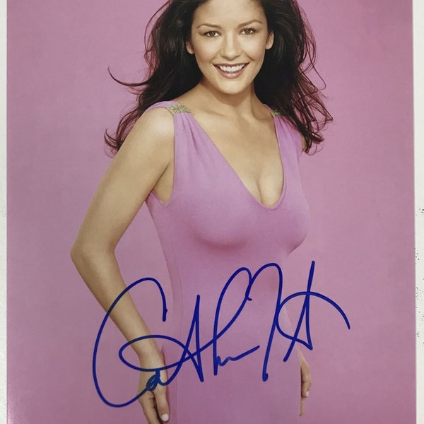 Catherine Zeta-Jones Signed Autographed Glossy 8x10 Photo - COA Matching Holograms