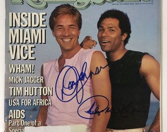 Don Johnson en Philip Michael Thomas ondertekenden het gesigneerde complete tijdschrift "Rolling Stone" - levenslang COA