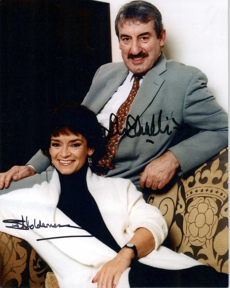 John Challis /& Sue Holderness Signed Autographed Only Fools and Horses Glossy 8x10 Photo