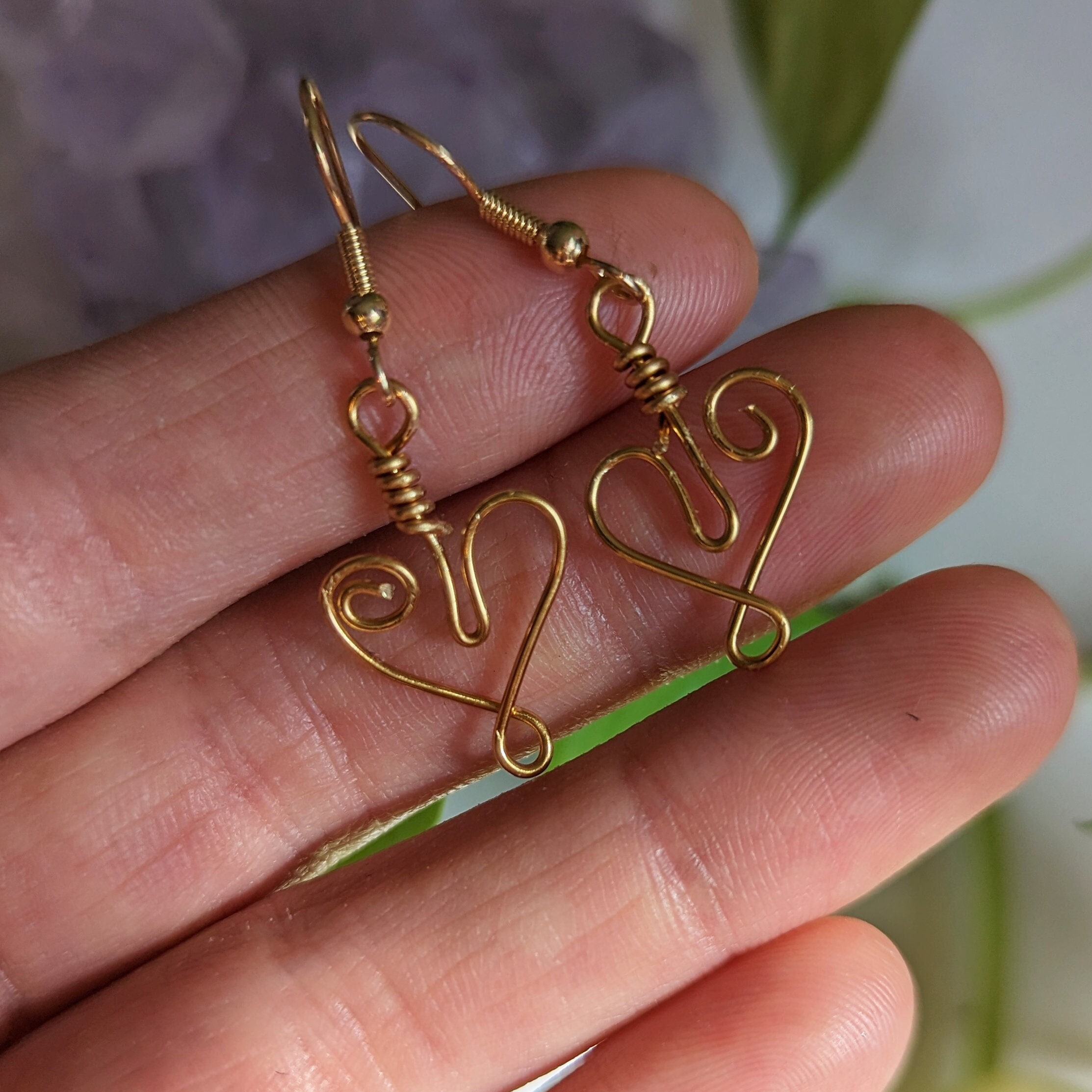 Gold Wire Heart Earrings Lightweight Small Dainty Dangle Heart Earrings for  Valentines Romantic Gift Unique Special Jewelry for Girlfriend - Etsy