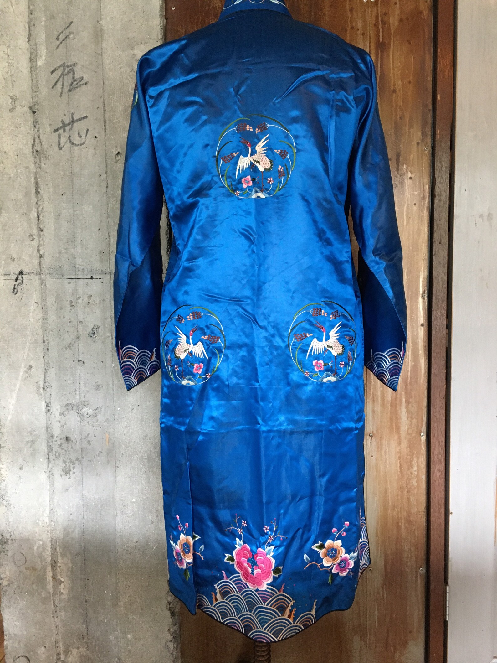 Vintage Silk Embroidered Chinese Robe Medium Etsy