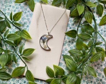 Beauty Gift Violet Decorative Classic Floral Pattern Necklaces Pendant Retro Moon Stars Jewelry Beauty Gift Violet Decorative Classic Floral Pattern Necklaces Pendant Retro Moon Stars Jewelry