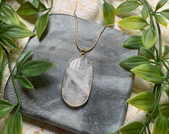 Collier en quartz transparent | Collier quartz | Bijoux en cristal de quartz | Grand collier en quartz