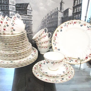 Vajilla vintage Royal Doulton Canterbury. Inglaterra.