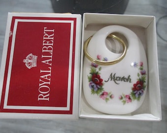 Vintage Royal Albert Porcelain Key Fob/Chain Flower of the month March. England. Original box.