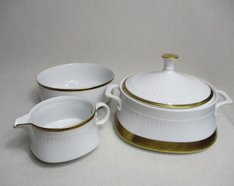 Vintage Eschenbach Bavaria Gilded Dinnerware Set. Germany