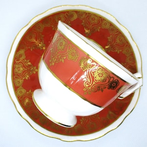 Vintage Aynsley Teacup and Saucer. Bone China. England