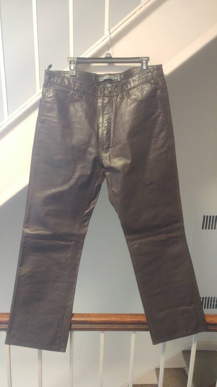 Pantalon Bootcut en cuir écart foncé marron taille 36 Pantalon Bootcut marron en cuir écart foncé marron Bootcut taille 36 6c8b50