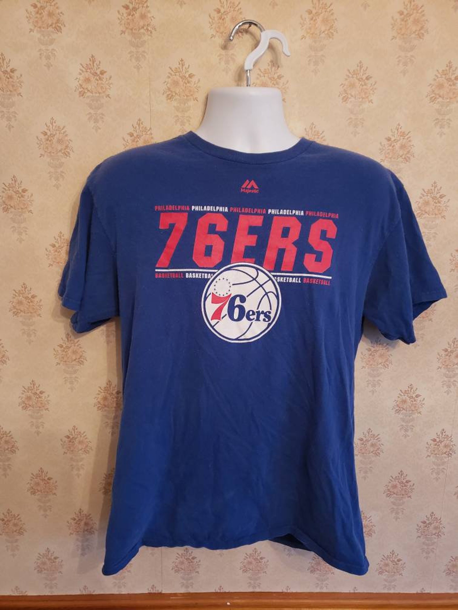 Philadelphia 76ers Vintage NBA Basketball Large T-Shirt | Etsy