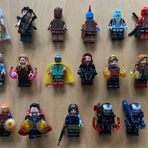 Marvel Mini Figure Key Chains