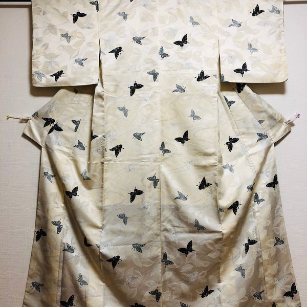 japanese antique butterfly pattern silk kimono robe ,Dressing gown, Present,