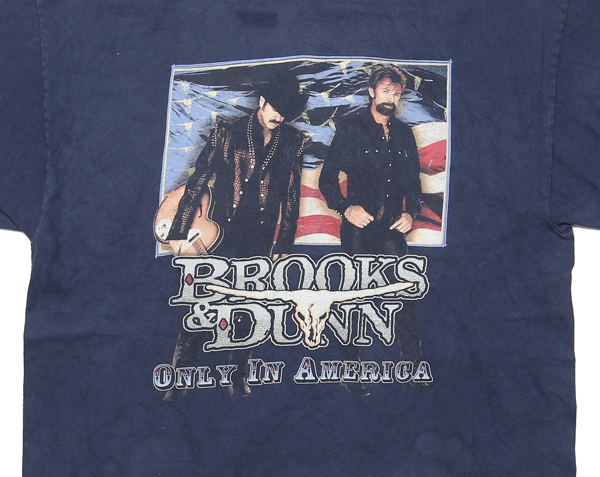 Vintage 00's BROOKS AND DUNN Only In America Neon Circus Kick Ass T shirt