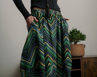 Long colorful cotton skirt with pockets Run Africa green