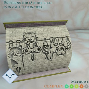 Może przedstawiać: Zbliżenie na grzbiet książki z wyrzeźbionym wzorem kotów. Na górze grzbietu nadrukowany jest tekst "PATTERNS FOR 28 BOOK SIZES 16 IN CM + 12 IN INCHES". Na dole grzbietu nadrukowany jest tekst "METHOD 2 COMPLEX".