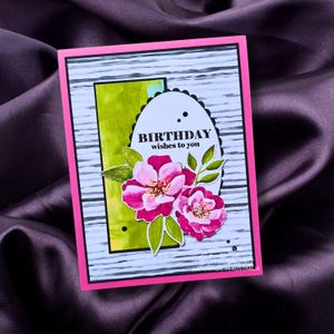 Joyeux anniversaire, carte d'anniversaire en papier faite main, fleurs et feuilles éphémères, cartes florales et cartes de voeux d'anniversaire faites main