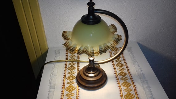 antique style bedside lamps