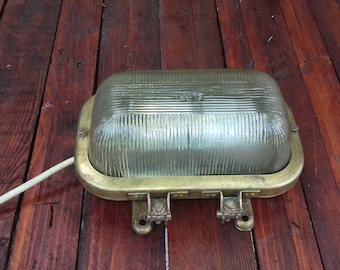 Vintage Brass boat lamp, Marine wall lamp